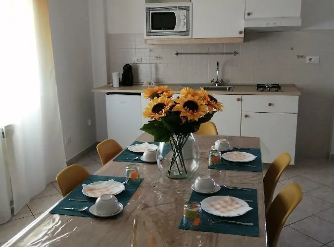 Ginevra לינה וארוחת בוקר